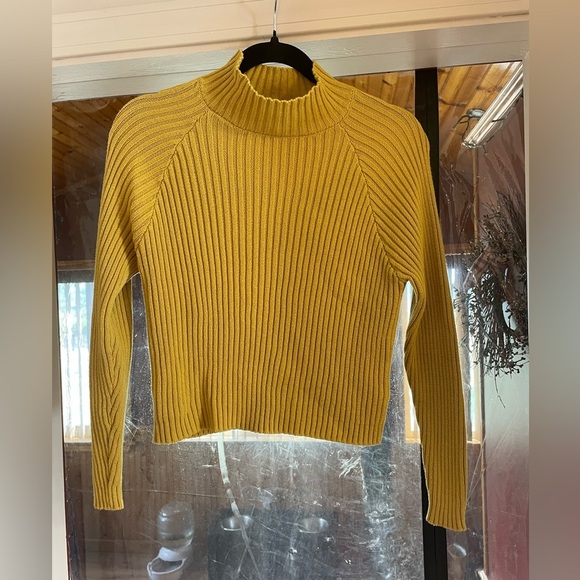Forever 21, Medium, Mustard Yellow Ribbed Mock Neck Sweater - Picture 1 of 4